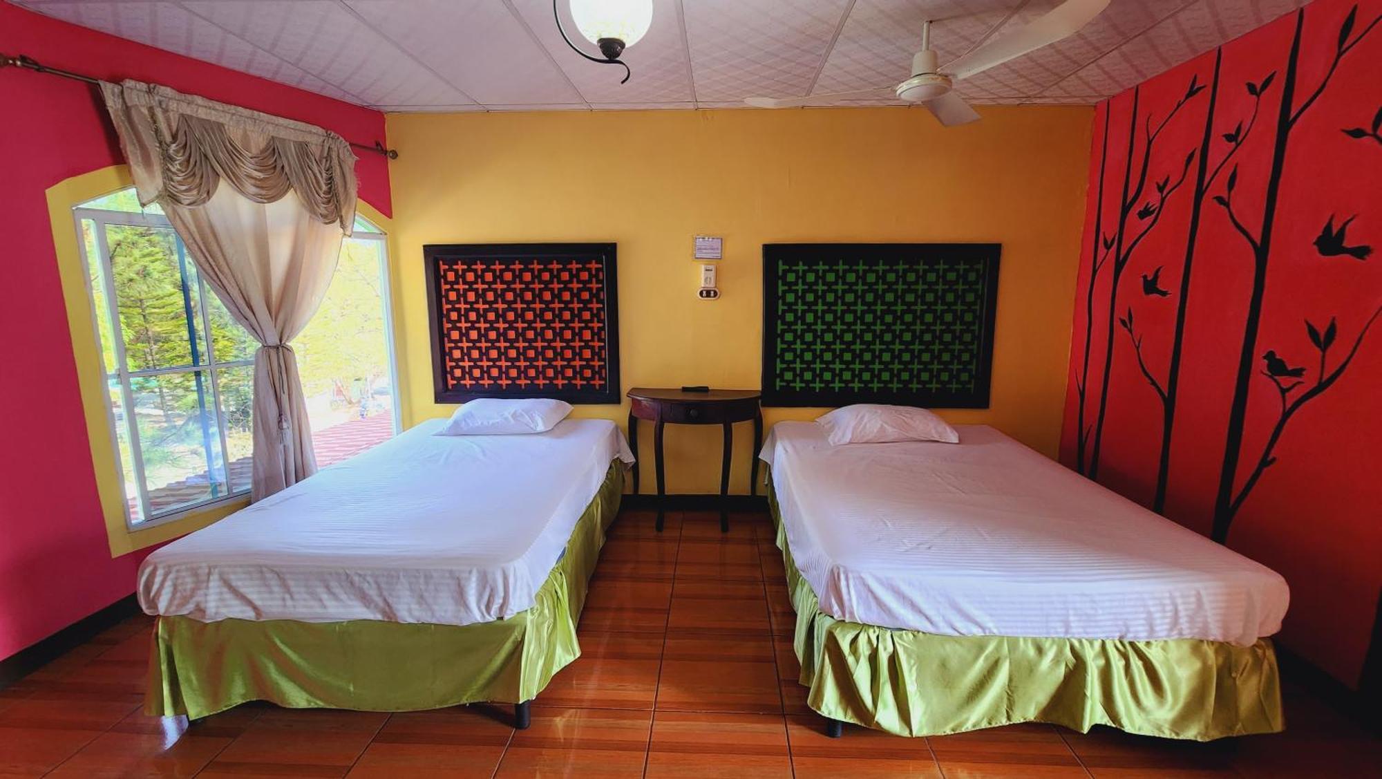 Hotel Y Restaurante Las Margaritas Perquín Pokój zdjęcie